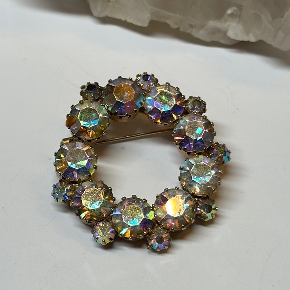 Vintage Jewelry - Vintage AB chunky glass rhinestone circle brooch